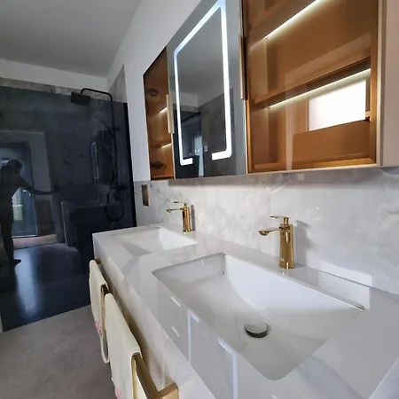 Apartment Domacija Rajsko Srce